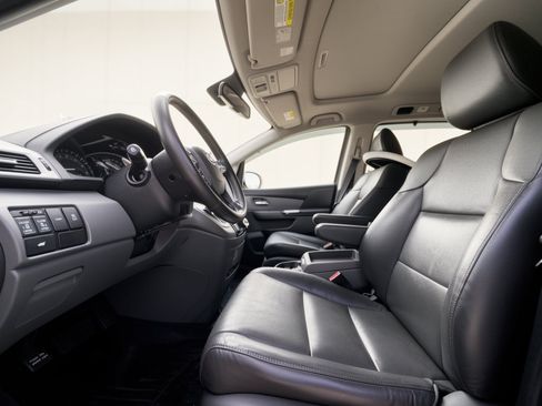 Used 2016 Honda Odyssey EX-L image 5