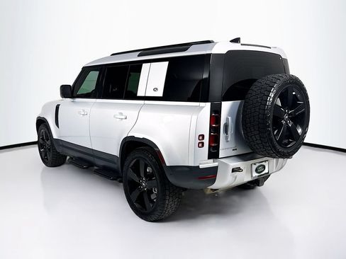 Certified 2023 Land Rover Defender 110 SE AWD/4WD image 7