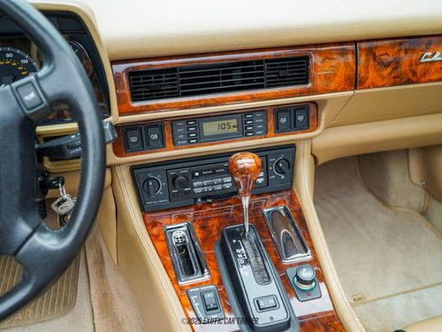 Used 1994 Jaguar XJS V12 Convertible image 48