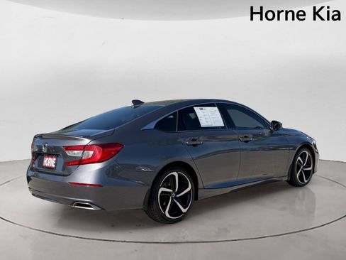 Used 2020 Honda Accord Sport image 4