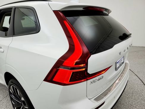 Certified 2026 Volvo XC60 B5 Ultra AWD/4WD image 32