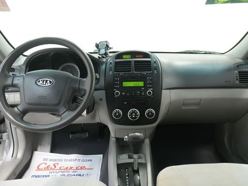 Used 2007 Kia Spectra EX image 25