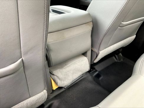 Used 2019 Chevrolet Silverado 1500 W/T w/ WT Convenience Package AWD/4WD image 11
