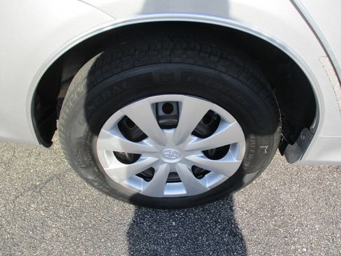 Used 2011 Toyota Corolla LE image 24