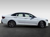 Used 2024 Volkswagen Jetta Sport image 3