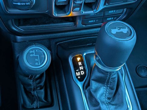 New 2026 Jeep Wrangler Unlimited Sahara AWD/4WD image 23