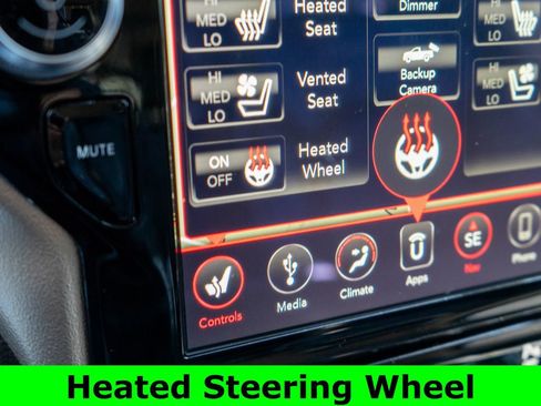 Used 2019 RAM 1500 Laramie AWD/4WD image 26