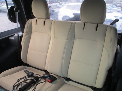 Used 2021 Jeep Wrangler Sport image 16