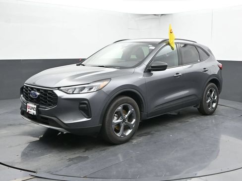Used 2025 Ford Escape ST-Line AWD/4WD image 8