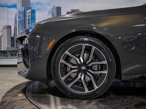 New 2026 BMW 740i xDrive 740i xDrive w/ Premium Package image 7
