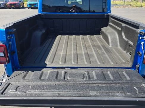 Used 2020 Jeep Gladiator Rubicon image 8