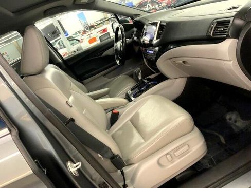 Used 2018 Honda Ridgeline RTL-E image 14