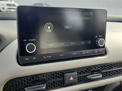 Used 2025 Honda HR-V LX image 10