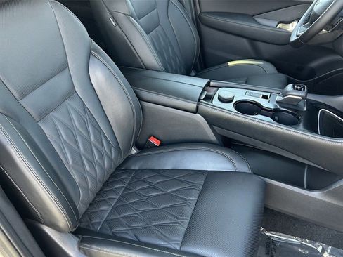 New 2026 Nissan Rogue Platinum w/ Platinum Premium Package image 13