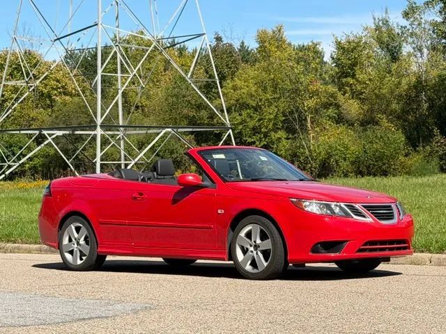 Used 2011 Saab 9-3 Aero FWD image 3