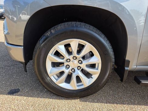 Used 2023 Chevrolet Silverado 1500 Custom RWD image 27