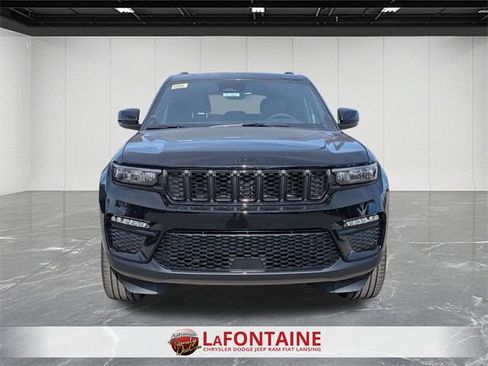 New 2025 Jeep Grand Cherokee Limited w/ Black Appearance Package image 8