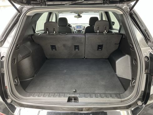 Used 2020 Chevrolet Equinox LS w/ LS Convenience Package AWD/4WD image 26