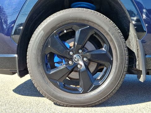 Used 2019 Toyota RAV4 XSE AWD/4WD image 9