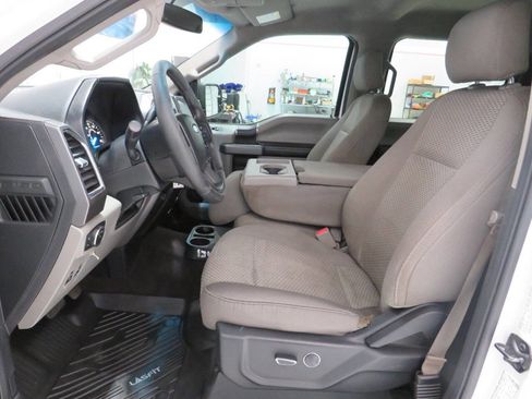 Used 2016 Ford F150 XLT w/ Equipment Group 301A Mid image 14