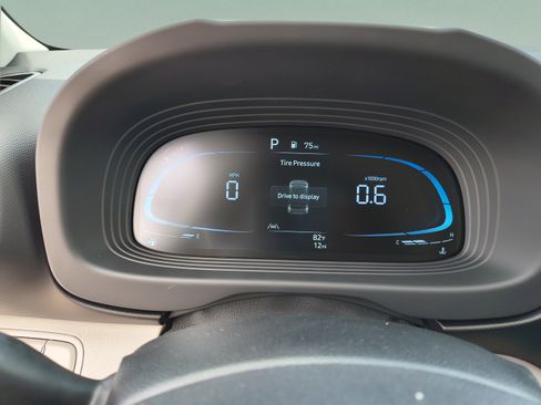 New 2026 Hyundai Venue SEL FWD image 31