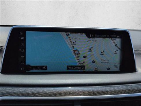 Used 2017 BMW 750i RWD image 13