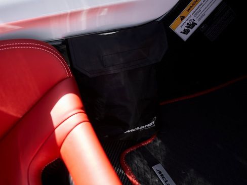 Used 2021 McLaren Elva image 50