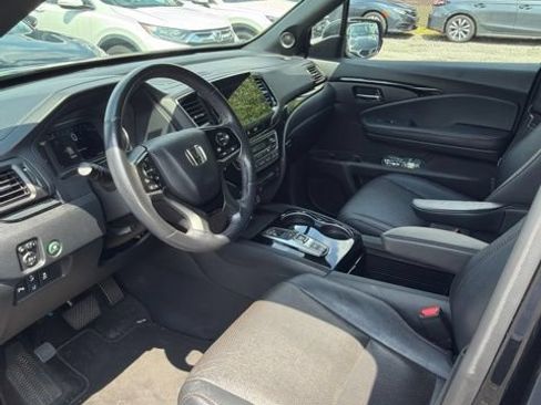 Used 2022 Honda Pilot Black Edition image 5
