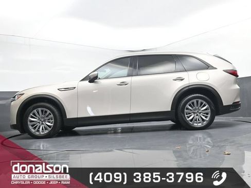 Used 2024 MAZDA CX-90 Plug-In Hybrid w/ Preferred AWD/4WD image 16