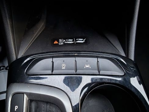 Used 2024 Buick Envista Sport Touring w/ Convenience I Package image 29