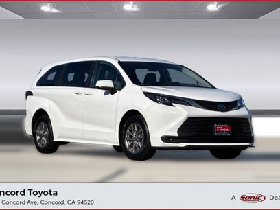 Used 2024 Toyota Sienna LE