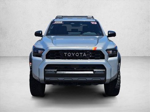 Used 2025 Toyota 4Runner TRD Off-Road Premium w/ Tow Technology Package AWD/4WD image 2