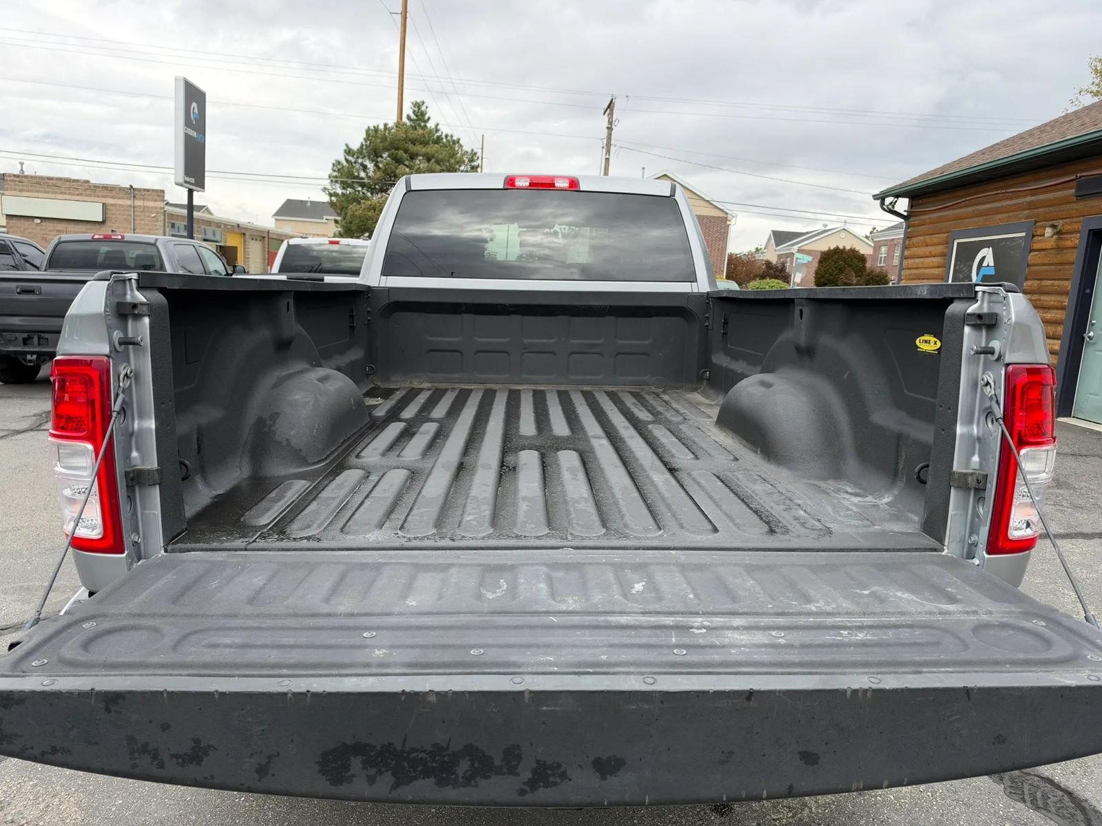Used 2021 RAM 2500 Tradesman w/ Chrome Appearance Group AWD/4WD image 7