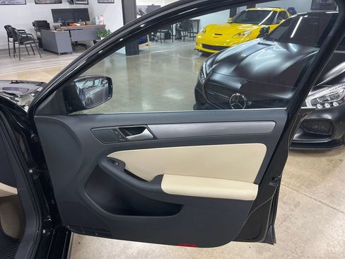 Used 2014 Volkswagen Jetta TDI FWD image 51