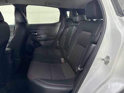 New 2025 Nissan Kicks SR image 22