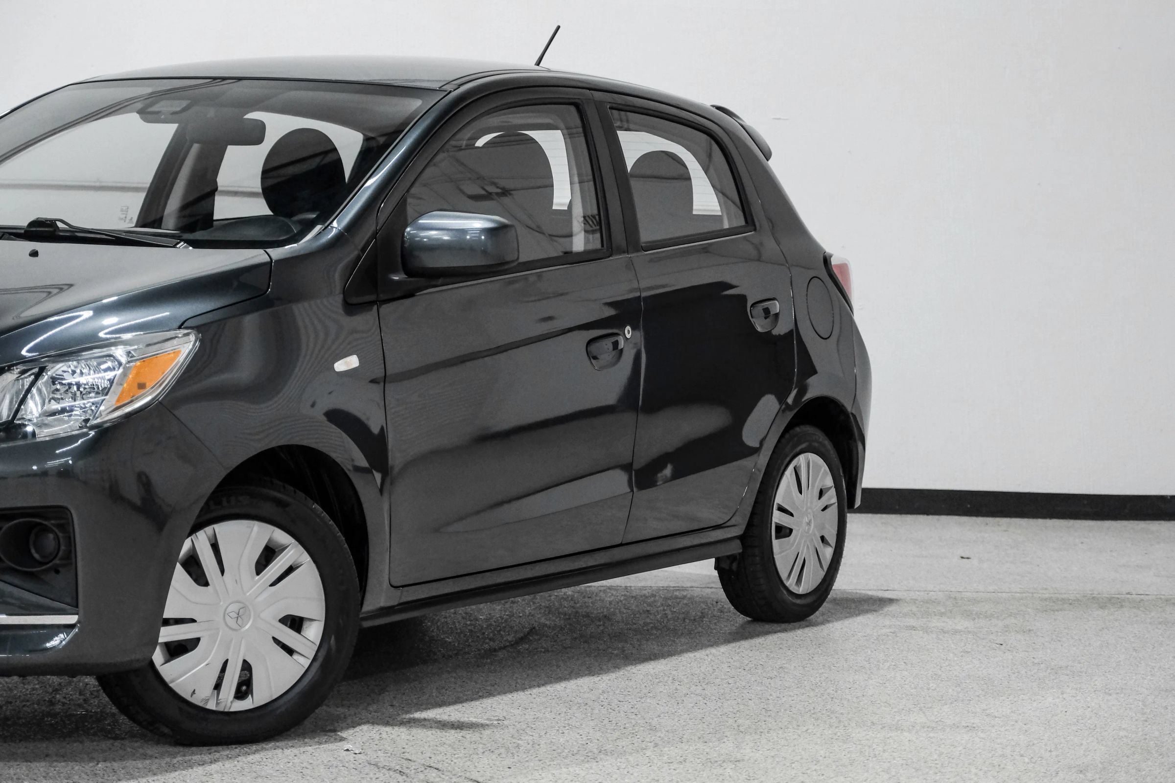 Used 2024 Mitsubishi Mirage ES FWD image 10