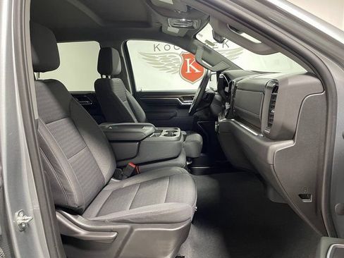 Used 2023 Chevrolet Silverado 1500 LT AWD/4WD image 22