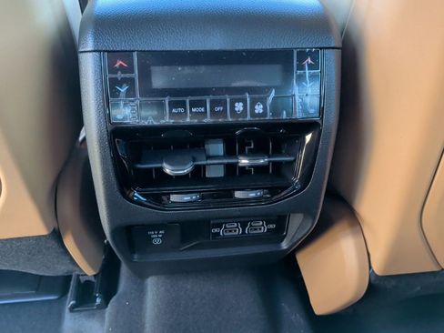 New 2025 Jeep Grand Cherokee L Summit image 53