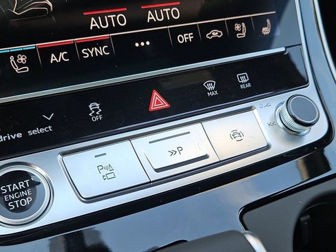 New 2026 Audi Q7 3.0T Prestige AWD/4WD image 11