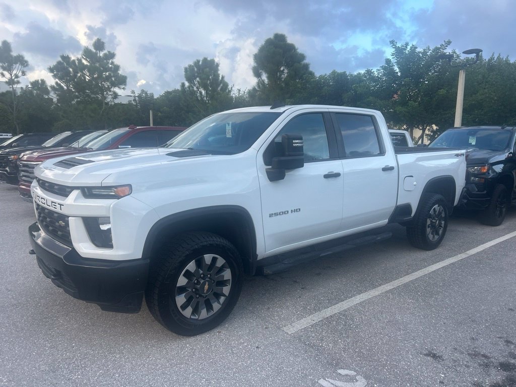 Used 2021 Chevrolet Silverado 2500 Custom w/ Custom Value Package AWD/4WD image 1