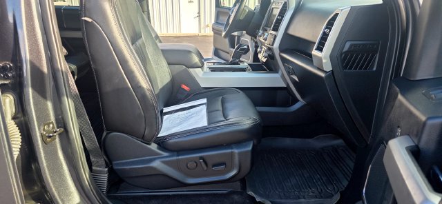 Used 2019 Ford F150 Lariat w/ Equipment Group 502A Luxury AWD/4WD image 17