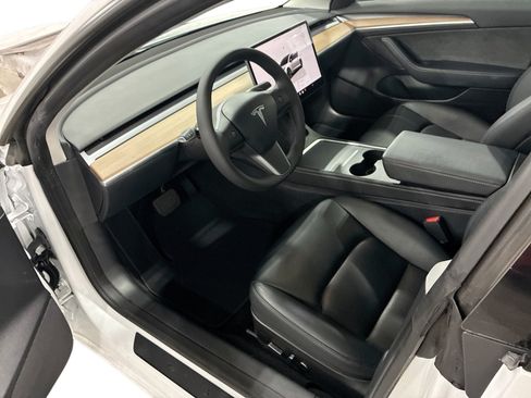 Certified 2023 Tesla Model 3 Standard Range RWD image 9
