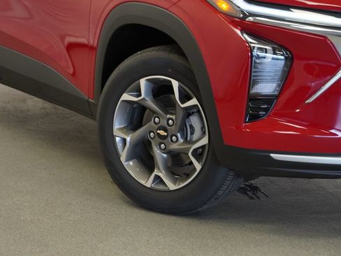 New 2026 Chevrolet Trax LT w/ LT Convenience Package FWD image 9
