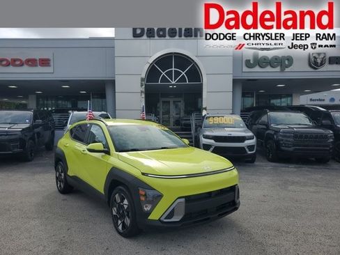 Used 2024 Hyundai Kona SEL FWD image 1