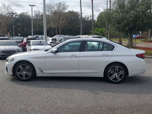 Used 2023 BMW 530i w/ Premium Package image 8