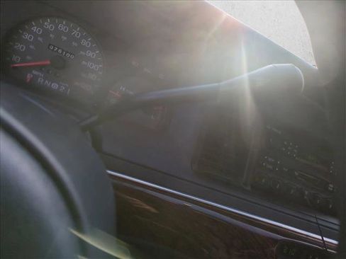 Used 2002 Mercury Grand Marquis GS RWD image 12