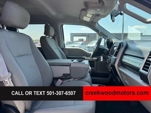 Used 2017 Ford F250 XLT w/ XLT Premium Package AWD/4WD image 11