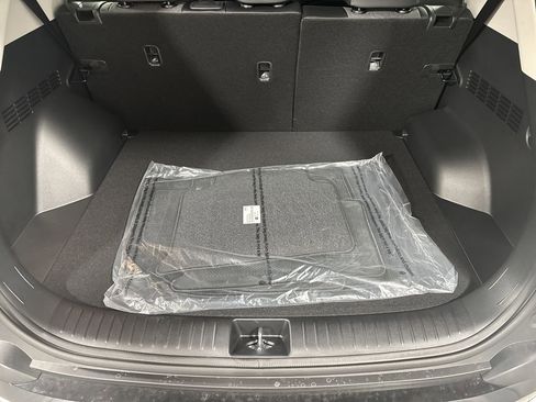 Certified 2025 Kia Seltos S image 29