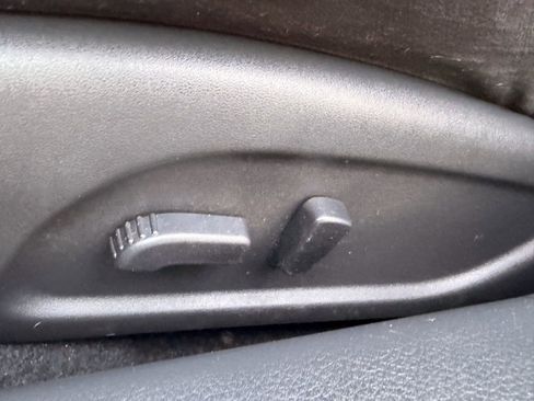 Used 2014 Nissan Altima 2.5 SV w/ Convenience Package image 18