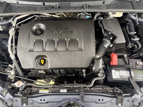 Used 2019 Toyota Corolla L image 34